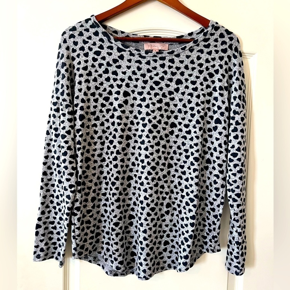 Philosophy Gray with Black Heart Design Long Sleeve Top Women’s Size Medium